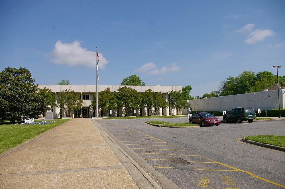 0438nc12