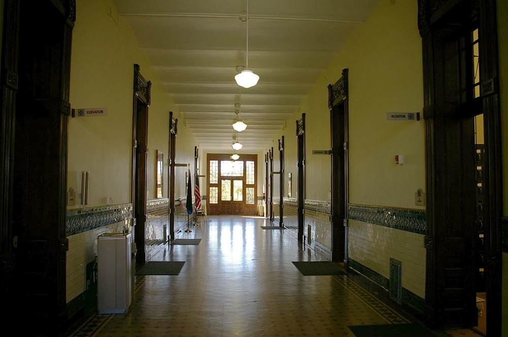 0802i-i08