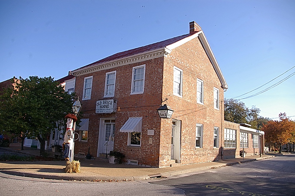 1647m09