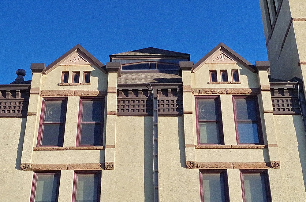 61n23
