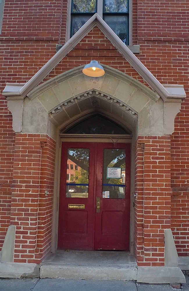 454n23