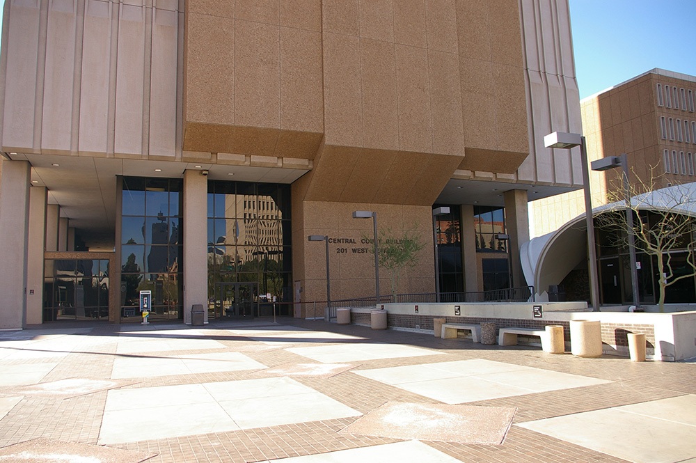 0022az08