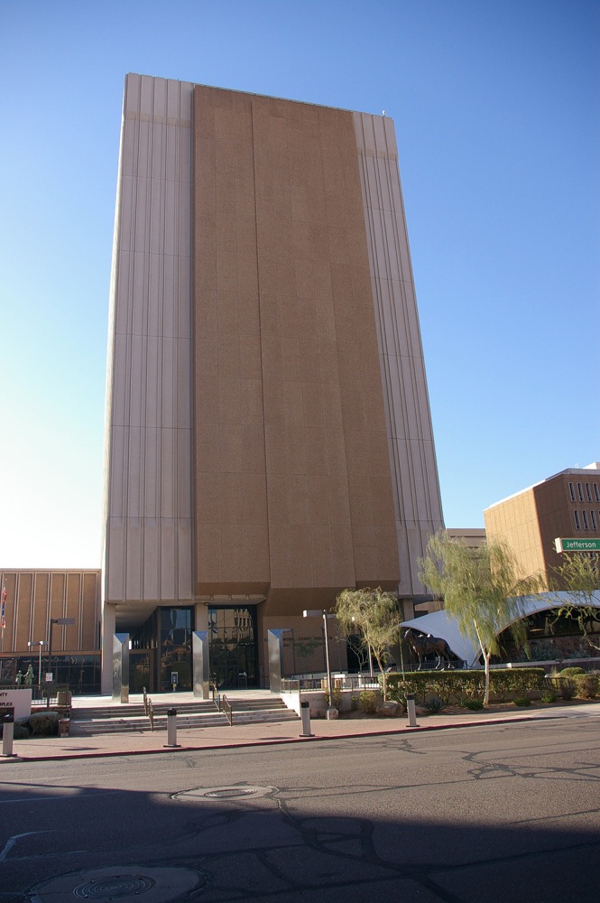 0024az08
