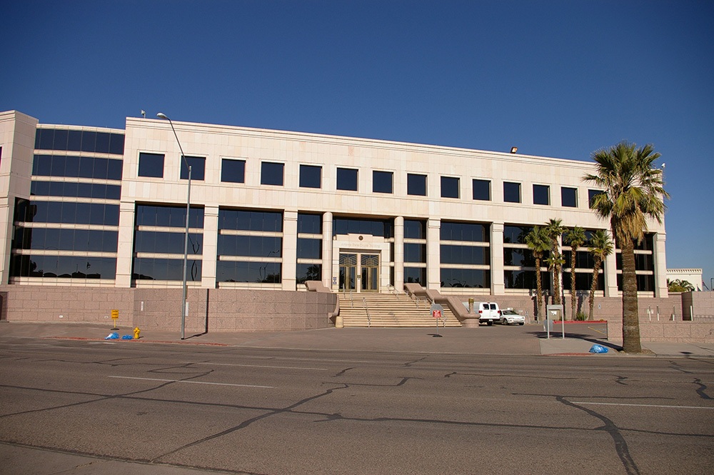0097az08