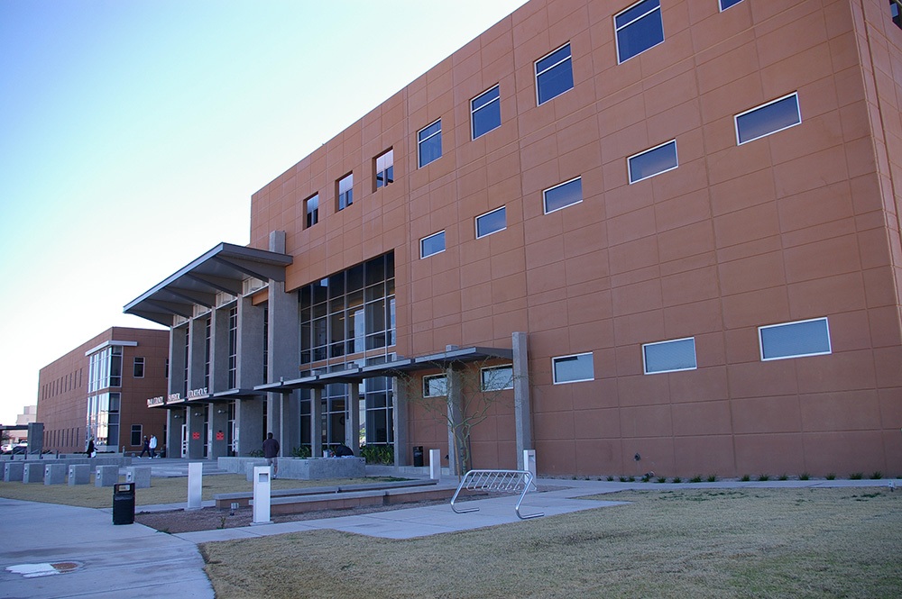 0177az08