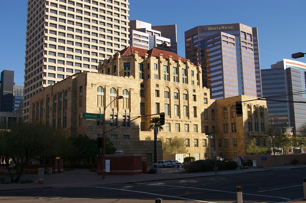 0019az08