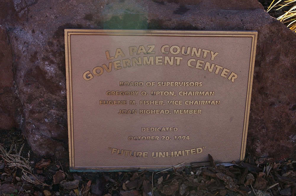 1546az08