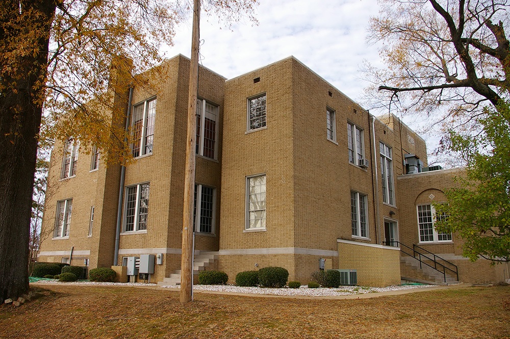 1020a11