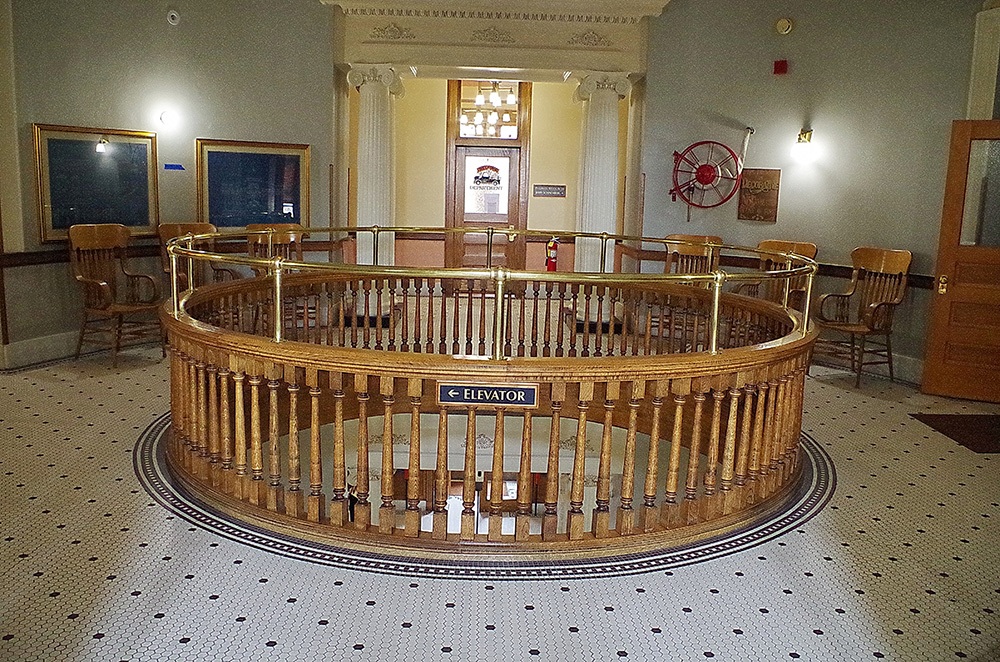 1789n23
