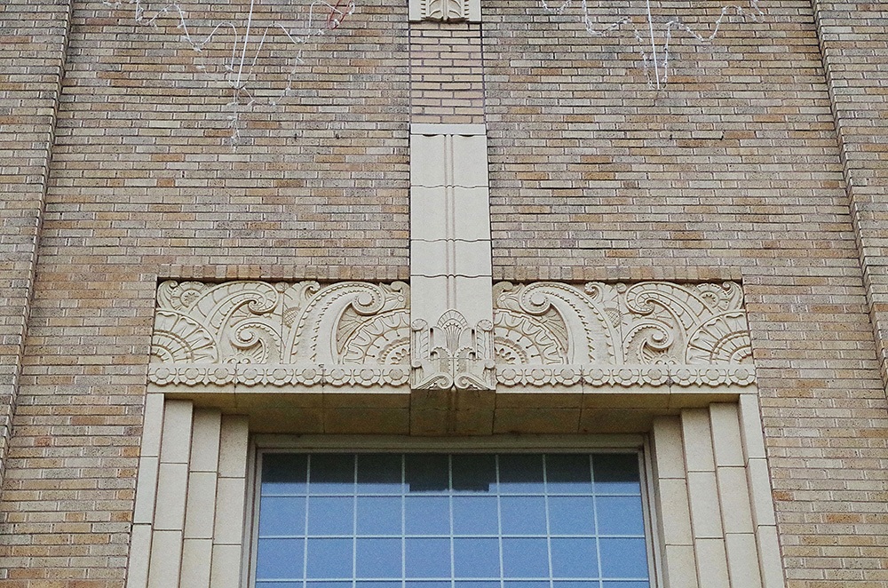 1841n23