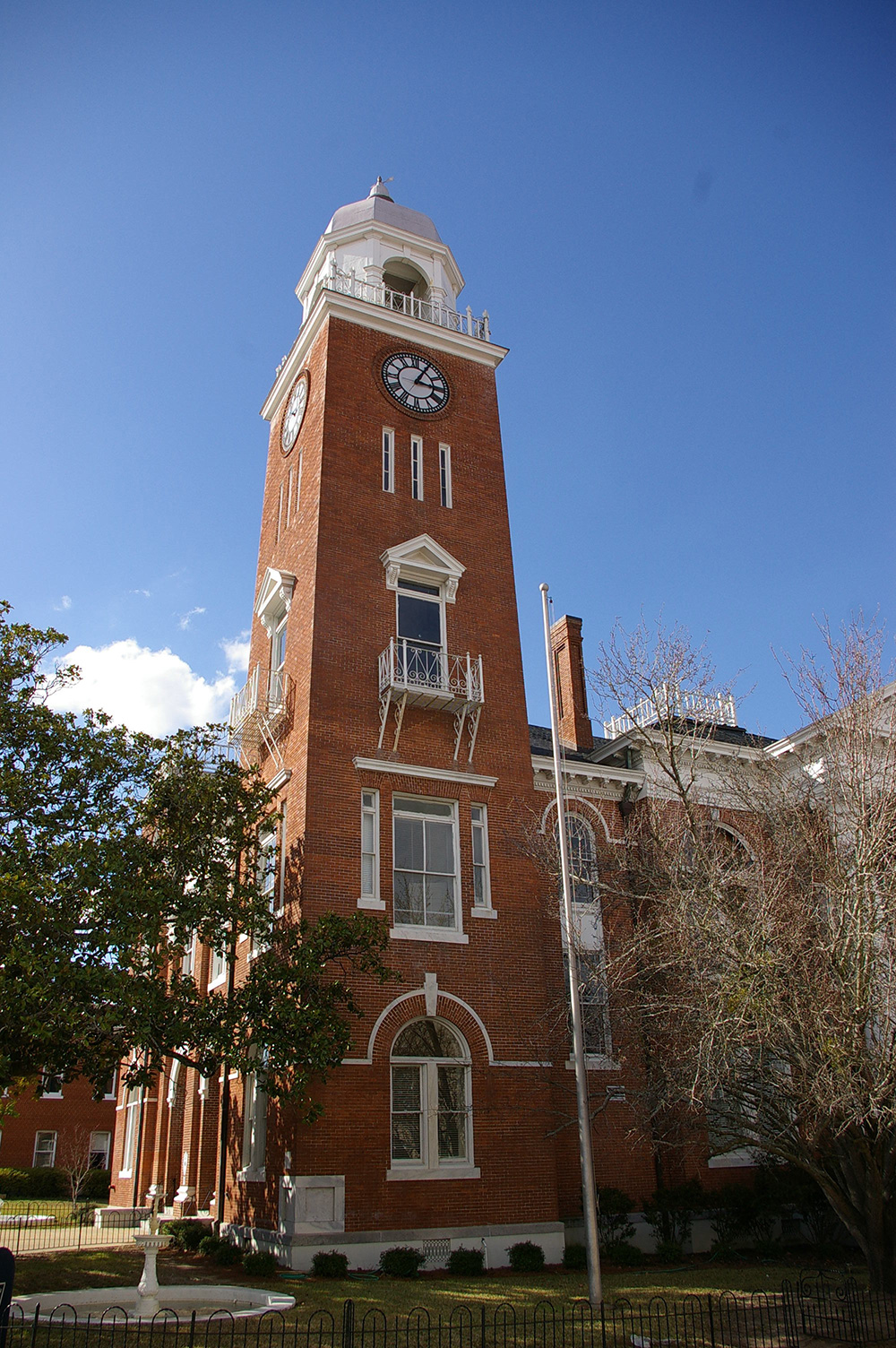 Decatur County - American Courthouses