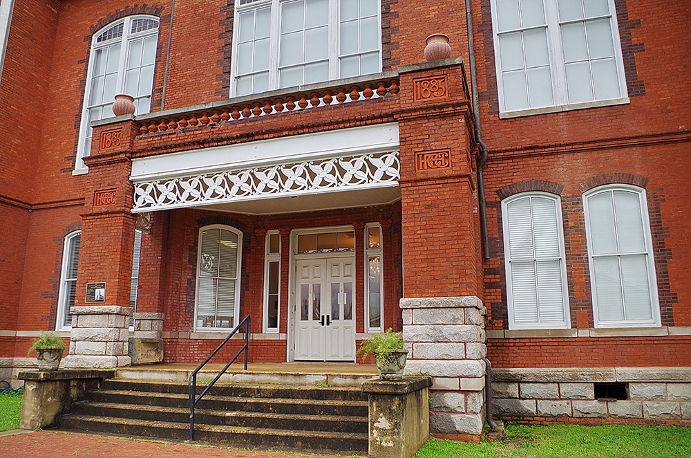 1047g20
