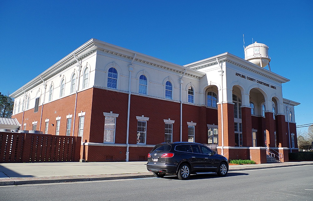 1560g20