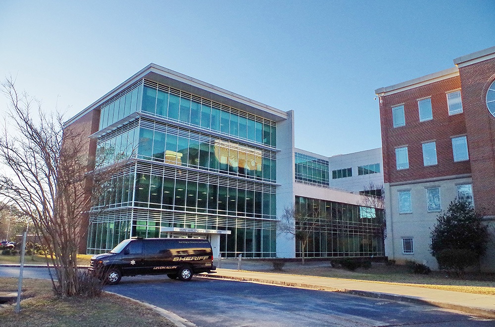 427g24
