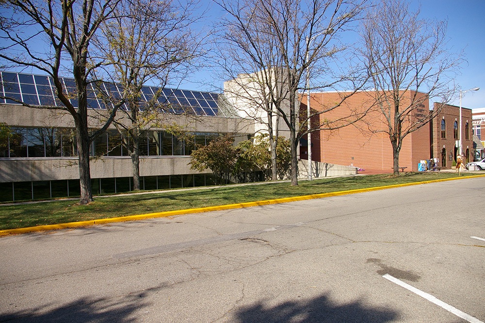 1031i-i08