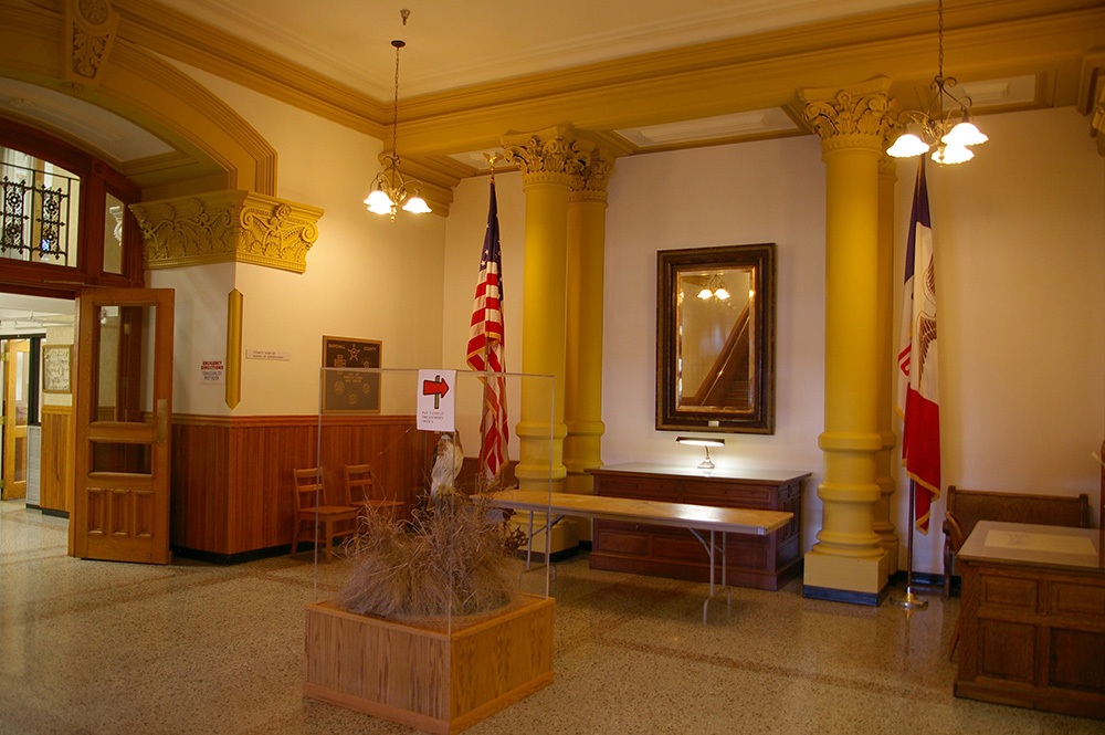 0817i08