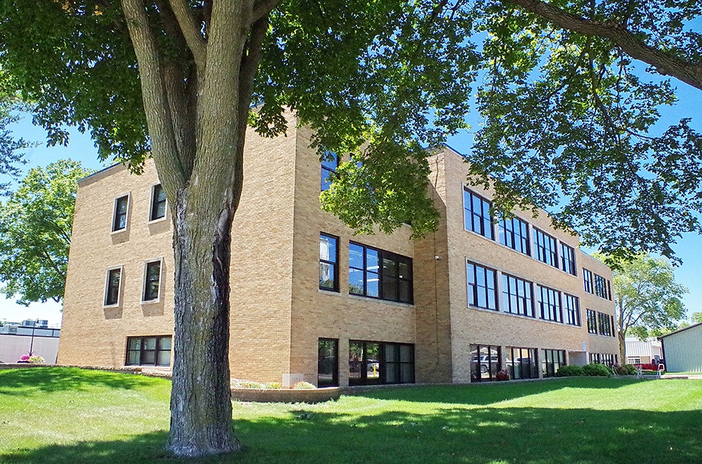 436m23