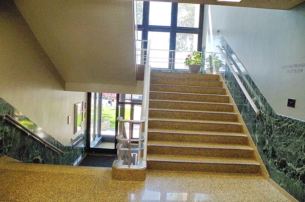450m23