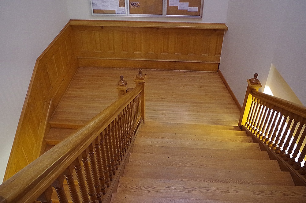 136m23