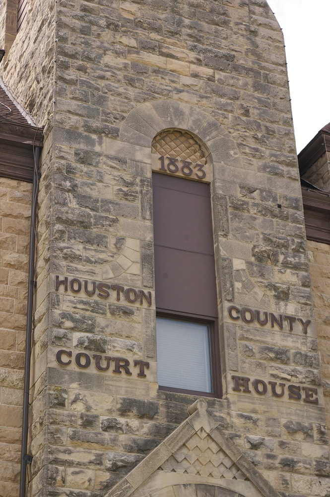 1883mc08