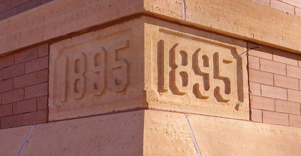 458i12