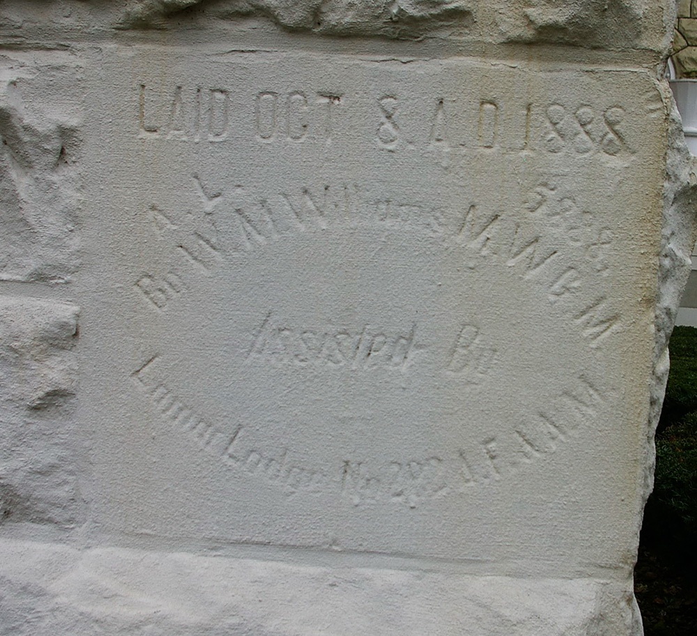 1049m09