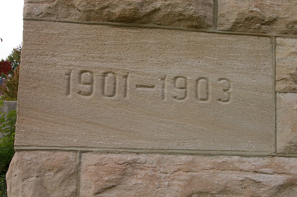 1511m09