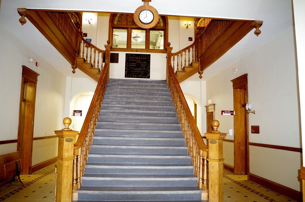 1669M26