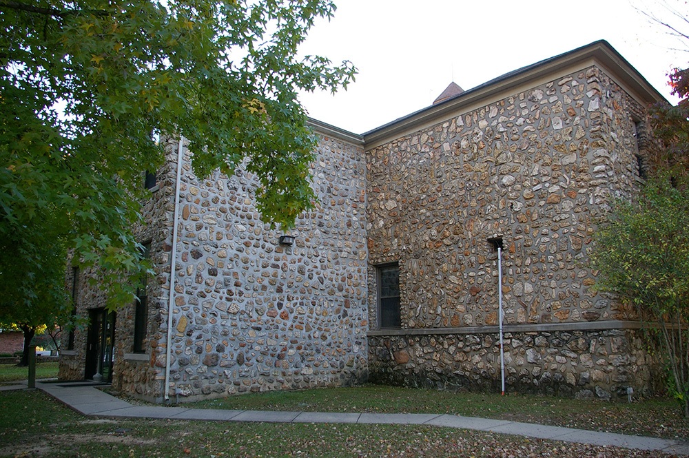 1755m09