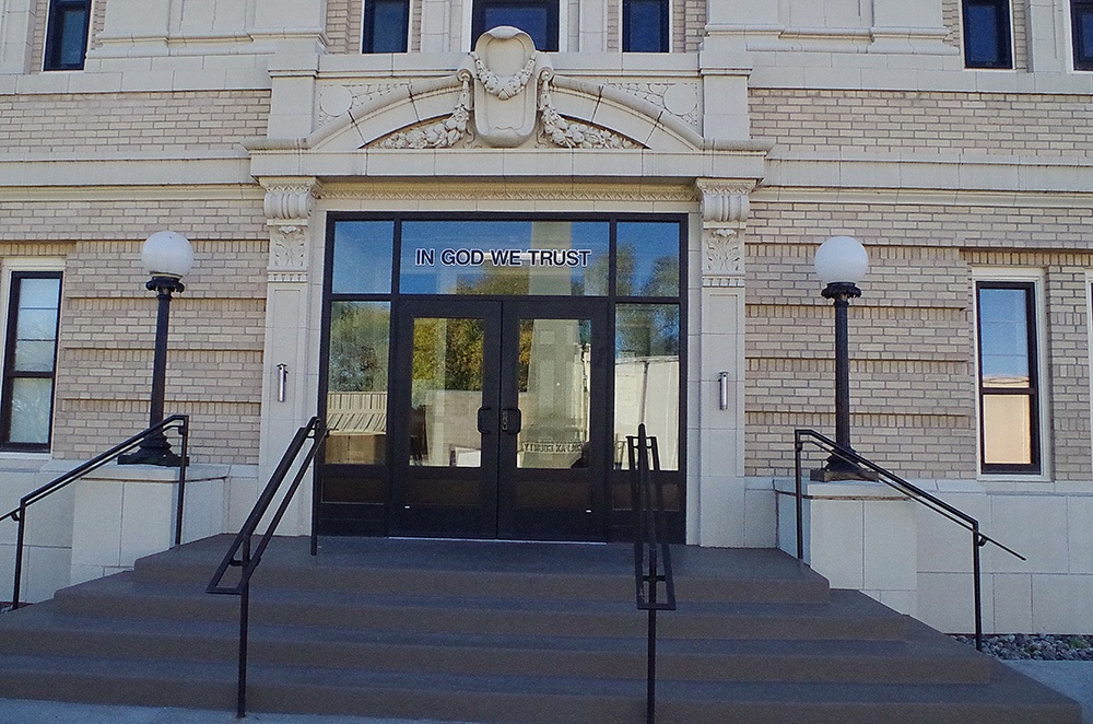 1053n23