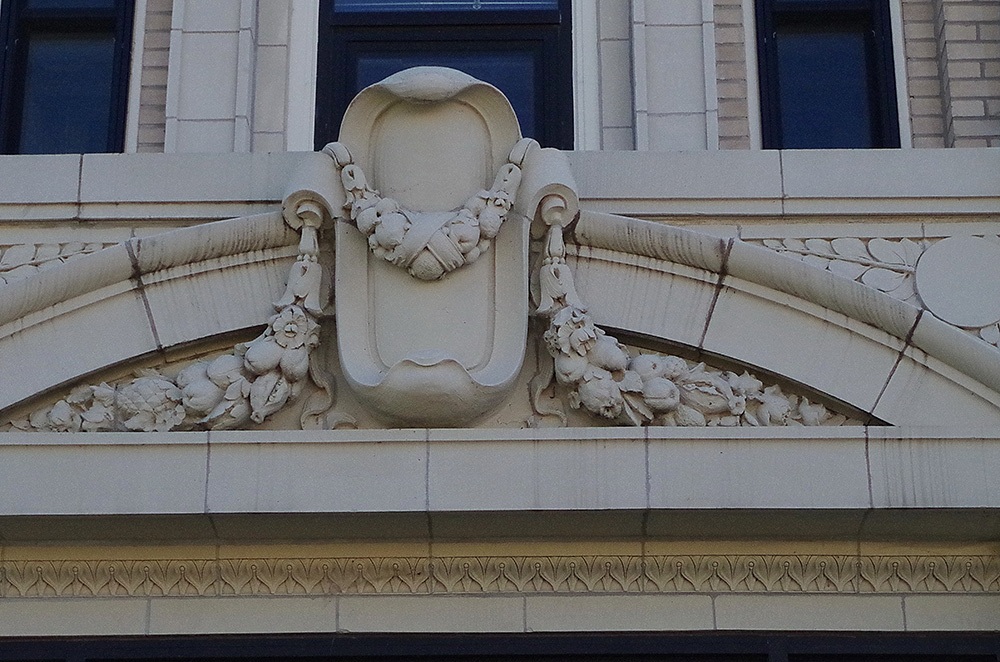 1054n23