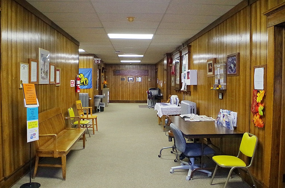 1858n23