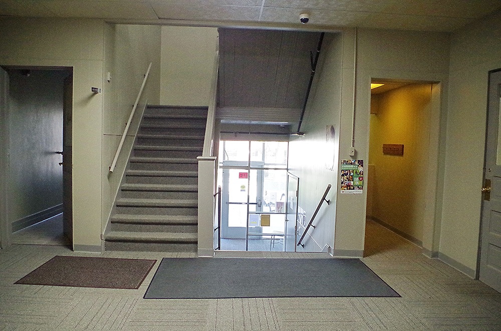 187n23