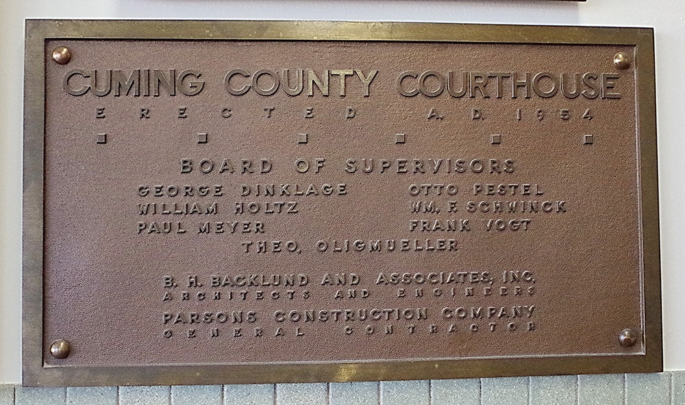 306n23