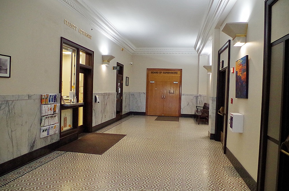 395n23