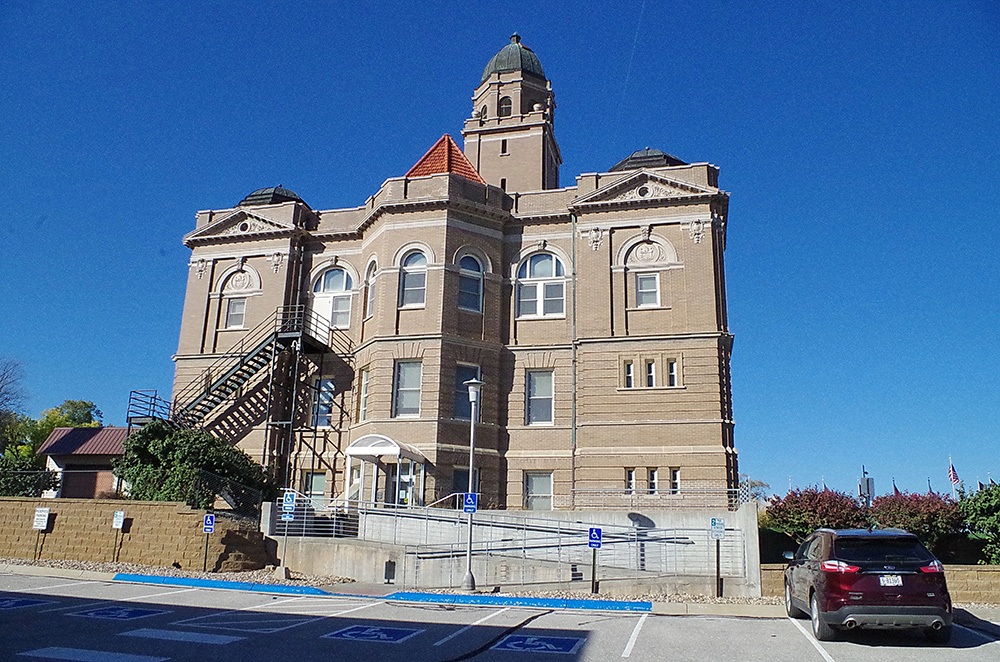 406n23