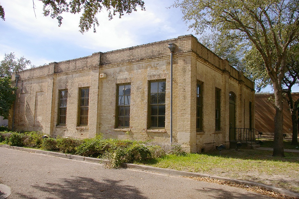 1568t14