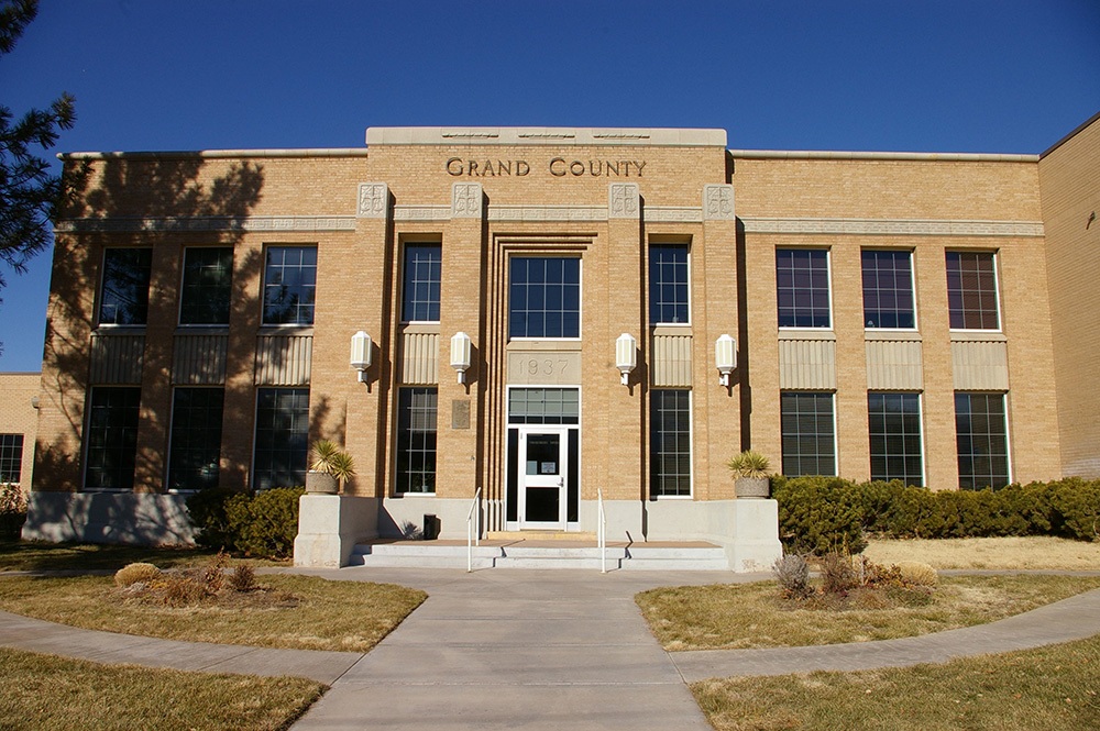 0903az08