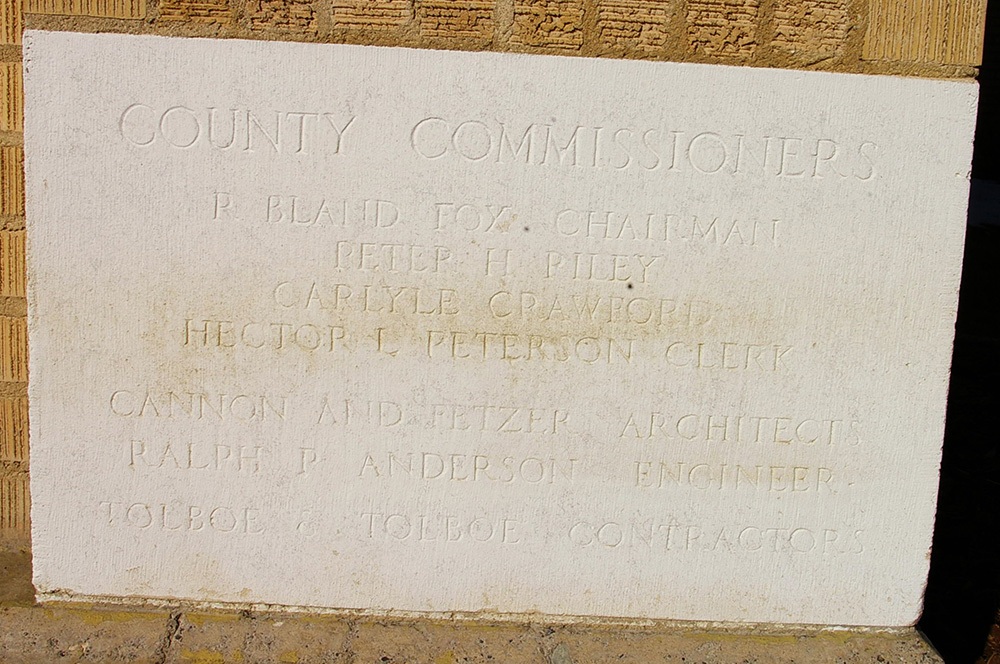 1076az08