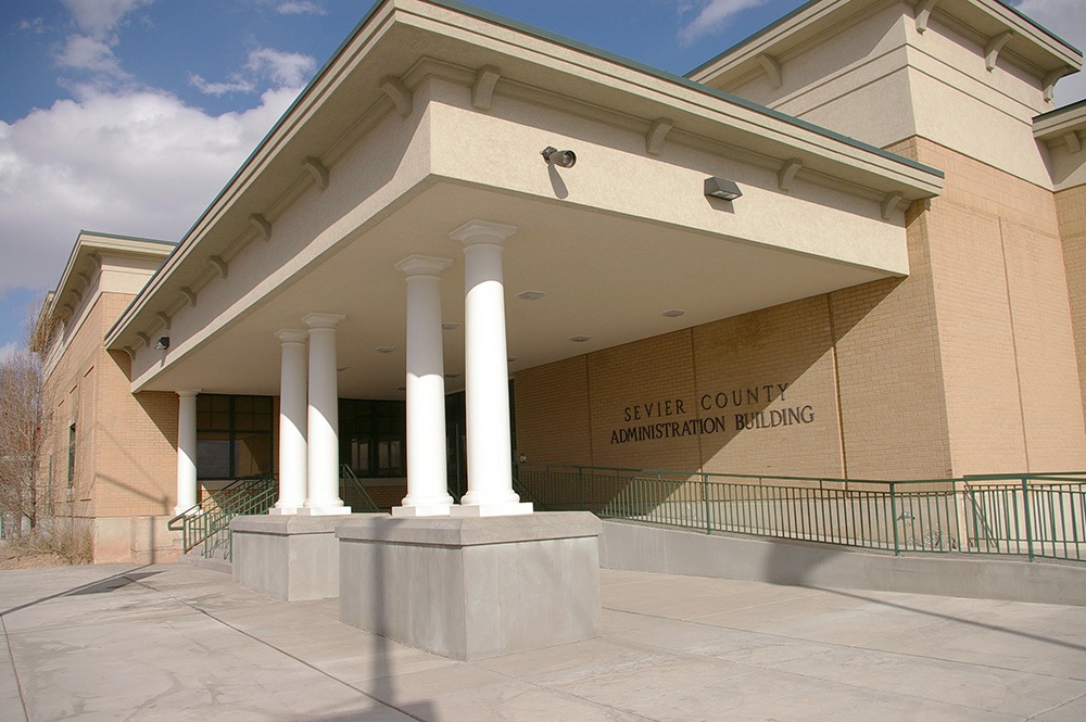 1163az08