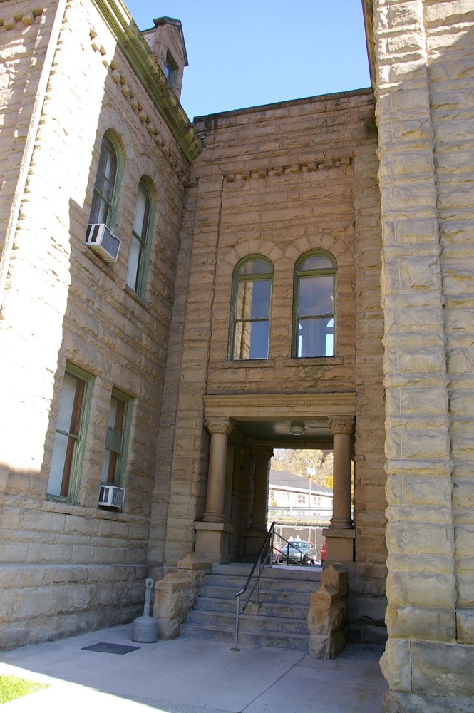 0909wv12