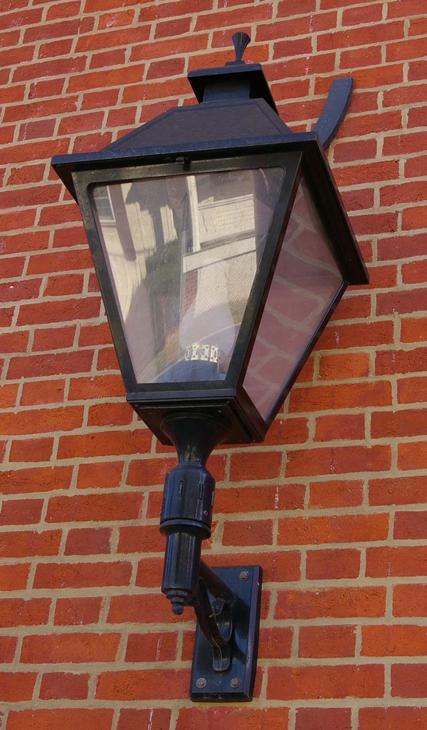1065wv12