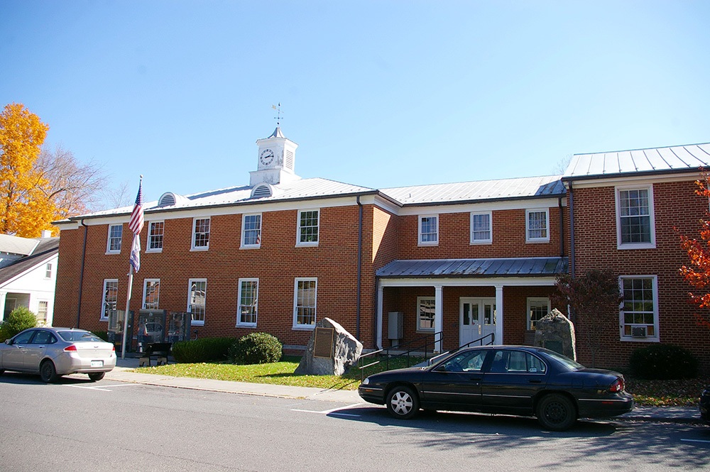 1067wv12