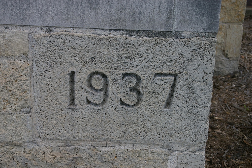 0129i-i08