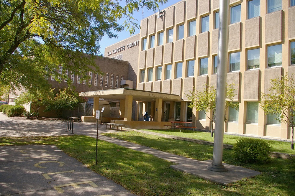 0696nc10