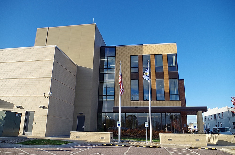 1239w22