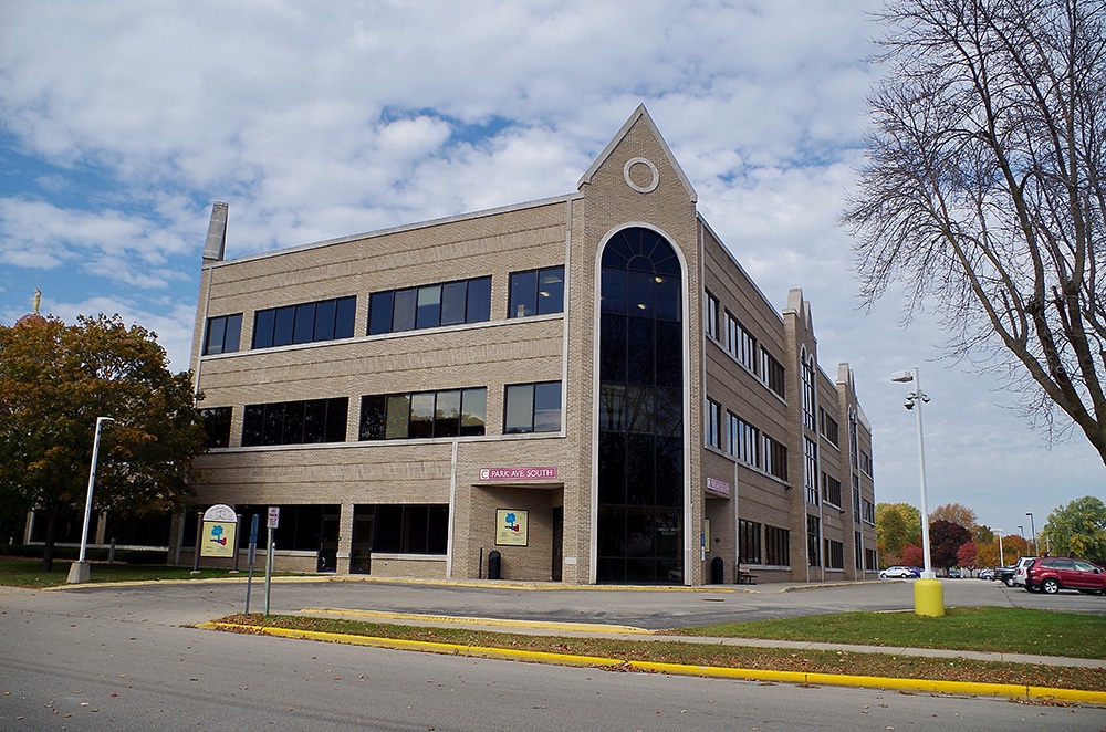 619w22_0