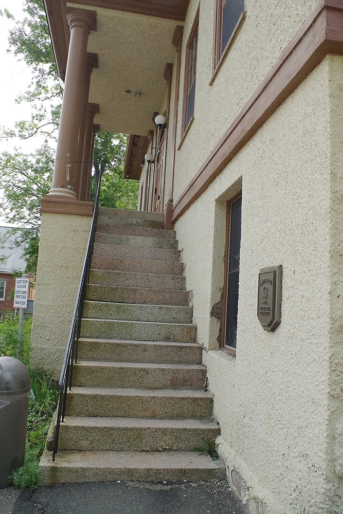 1444m18