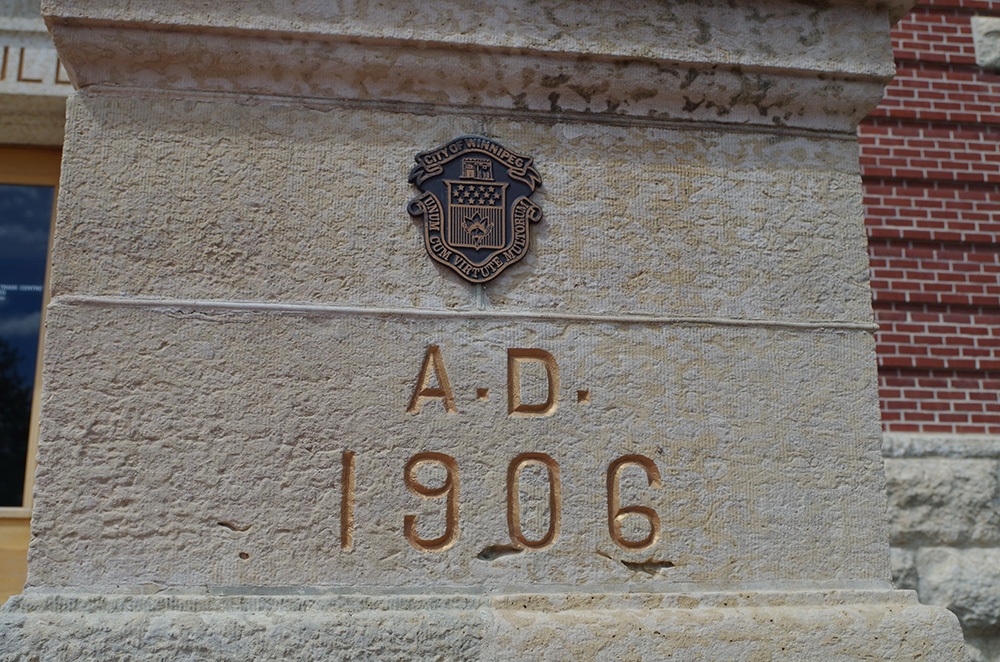 1845mb16