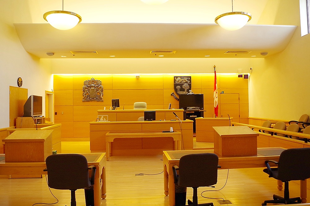 731m18